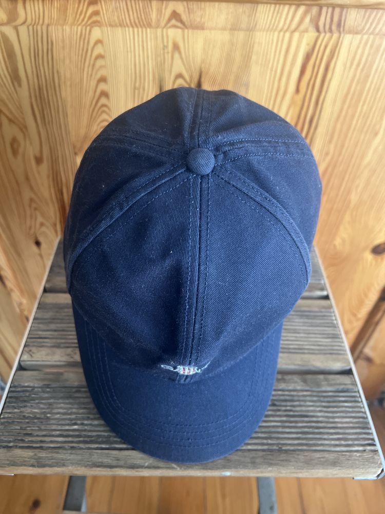 Sprzedam czapkę z daszkiem firmy GANT  rozmiar L/XL 57-60 cm