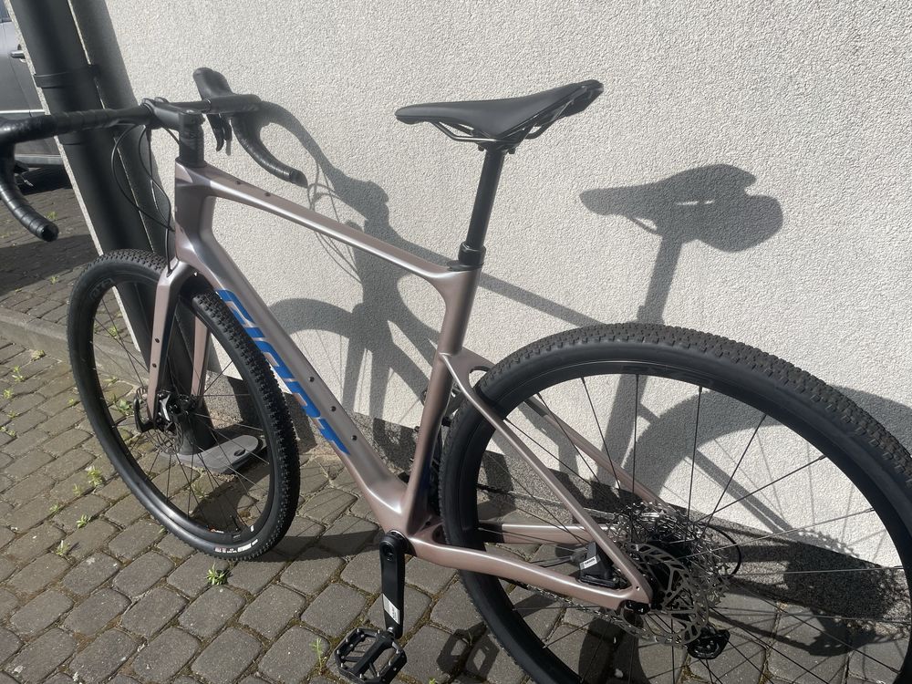 Rower gravel Giant revolt advanced 2024 carbon sram apex