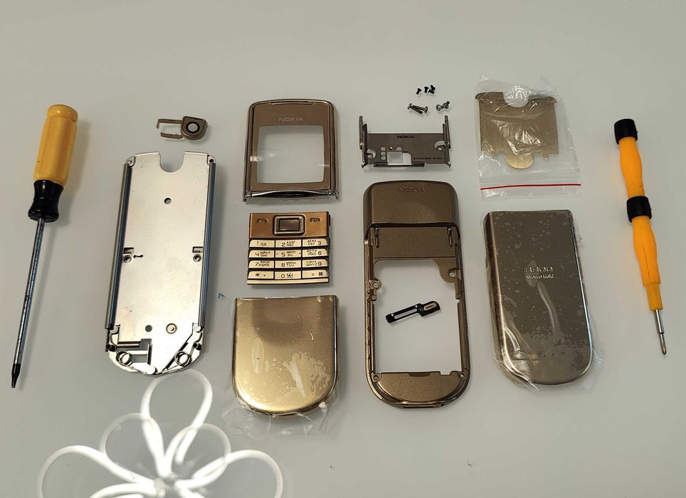NOKIA 8800 CLASSIC GOLD/SIROCCO GOLD ! Новые сервисные корпуса !