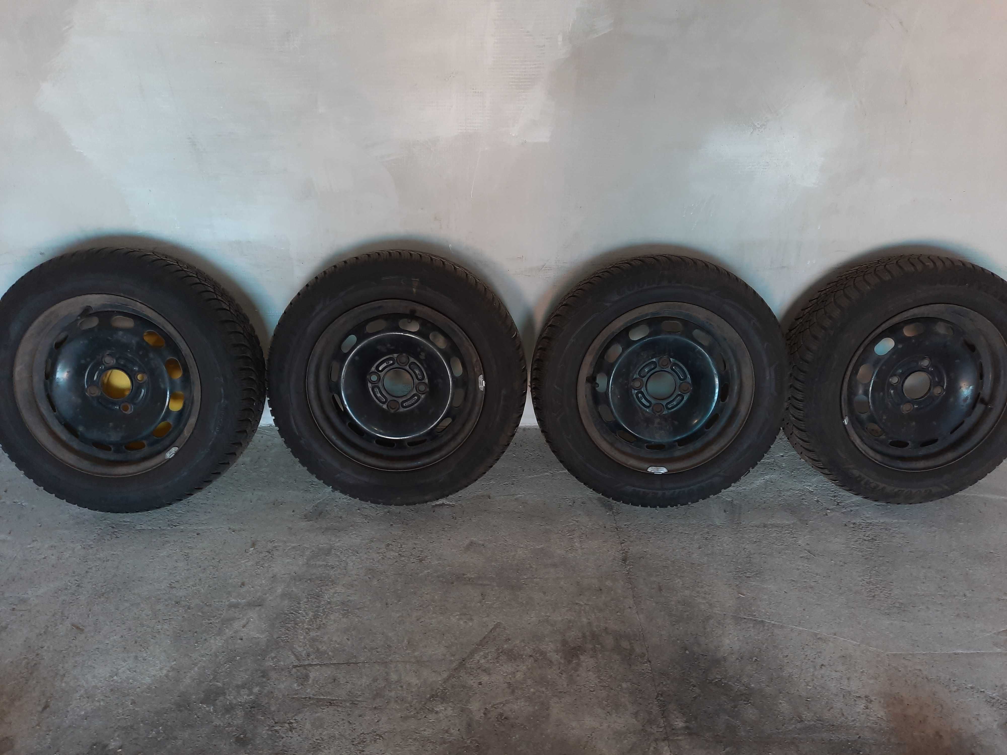 Good Year ultragrip 9+  175 65 R14 зимова