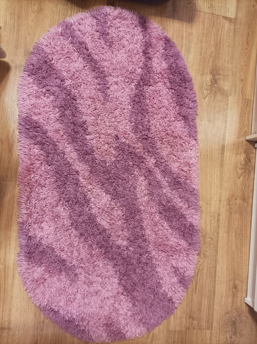 Коврик приліжковий