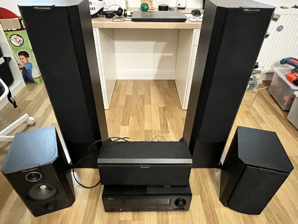 Amplituner Denon AVR 1612 plus 5 glośników