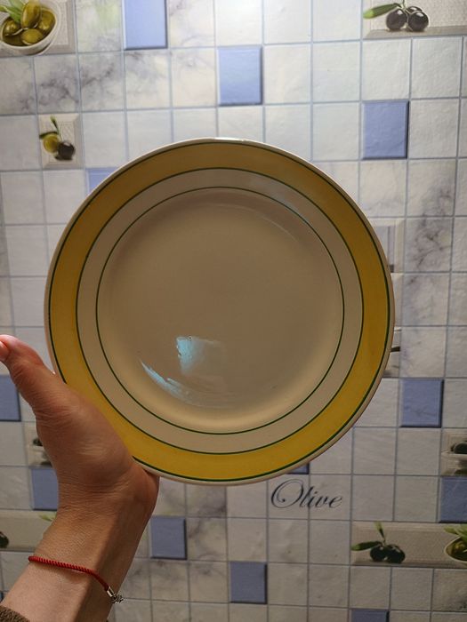 Продам тарелки Буди. 60, 70 годов. Для коллекции.