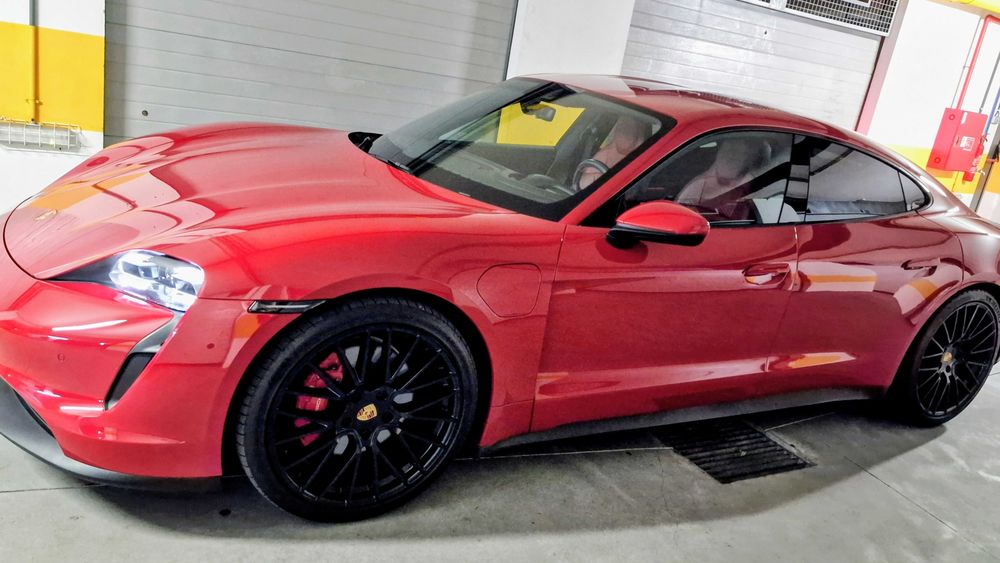 Porsche Taycan 4S - 60000 km