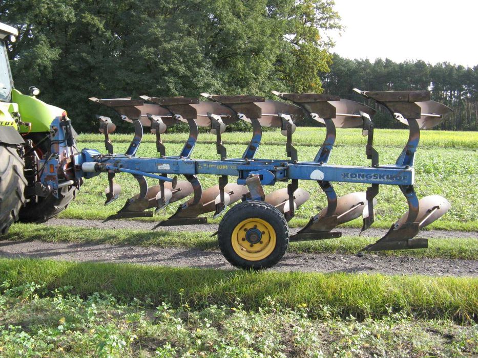 Kverneland ED100 5 skibowy 4+1 pług obrotowy ES overum gregoire besson