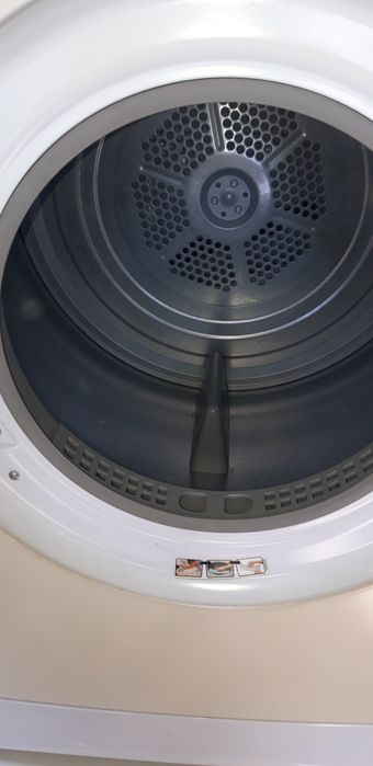 Máquina de secar roupa Indesit