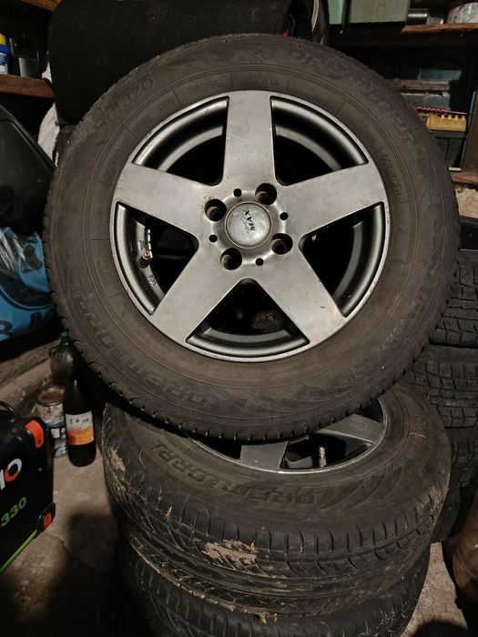 Продам титани з резиною 4.100 r13