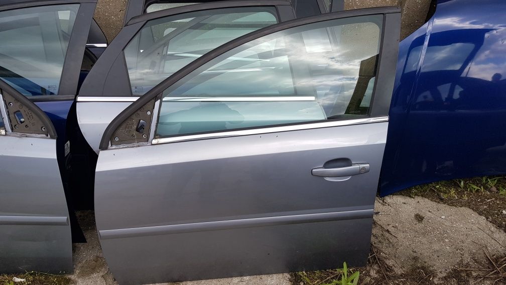 Drzwi z163 przod przednie lewe kierowcy opel vectra c signum