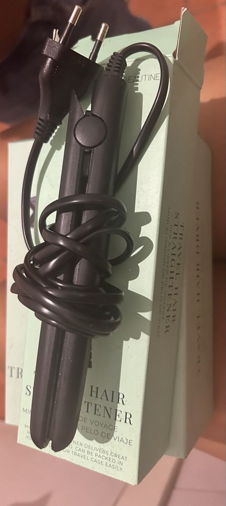 Prancha de cabelo e secador
