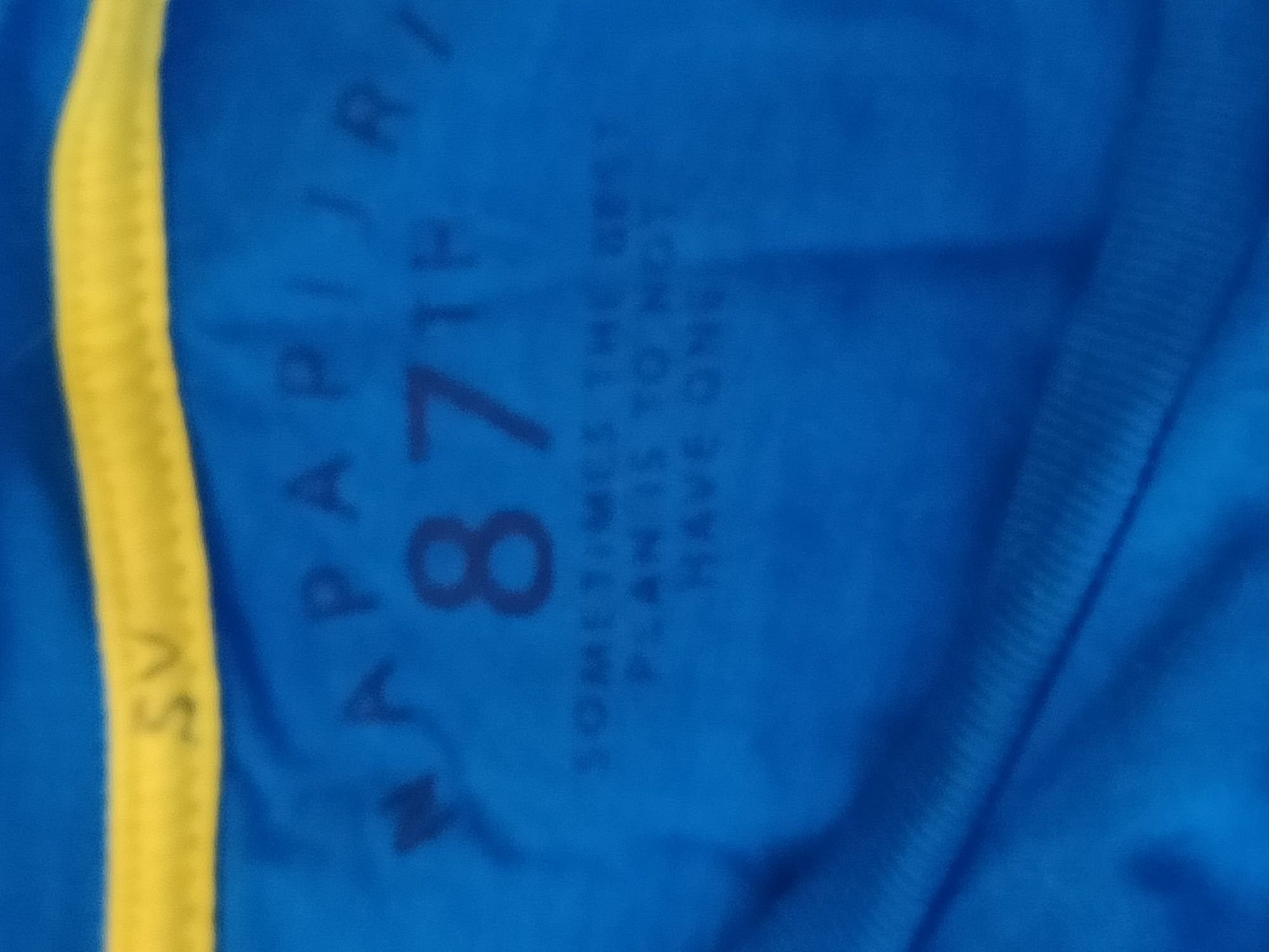 T-shirt bawełniany.