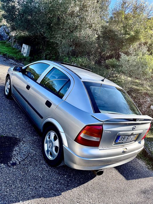 Opel Astra 1.4 edição 100 anos ( oportunidade) kit esportivo