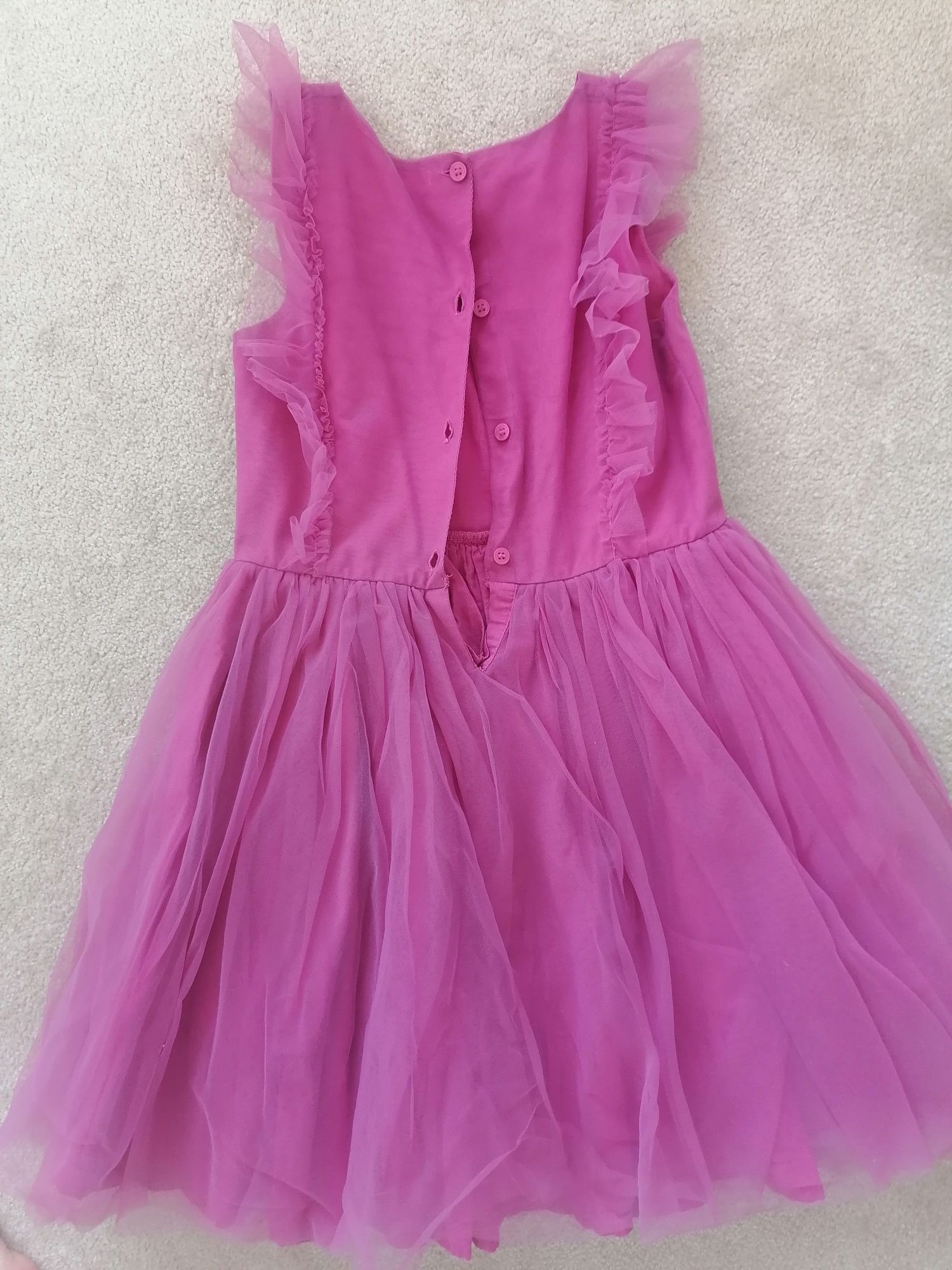 Elegancka różowa sukienka z haftami NEXT r. 122