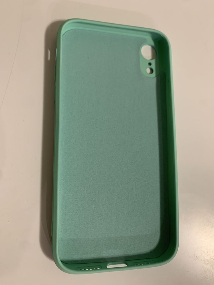 Чохли iPhone XR , 11