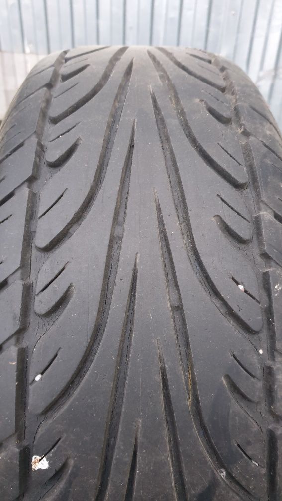 Opony letnie Wanli 235/60R16 6mm bieżnika