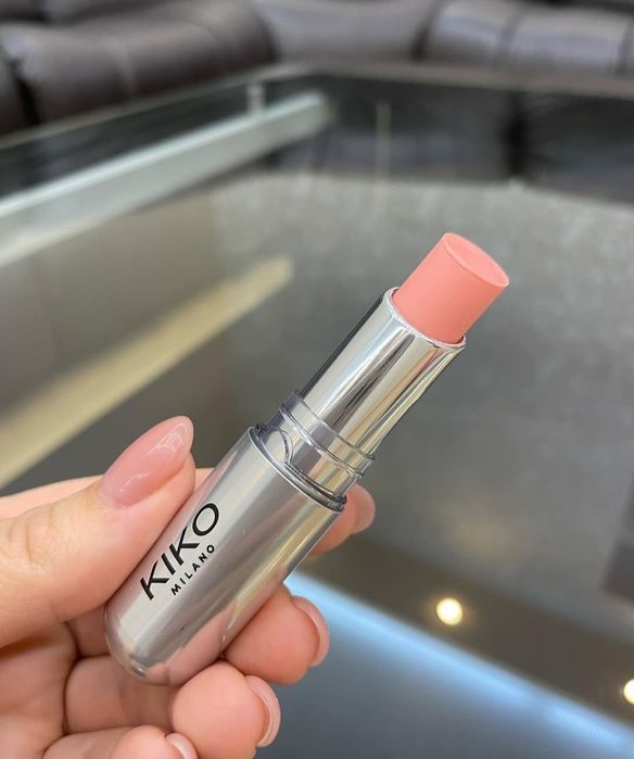 Новый бальзам для губ  Kiko Milano