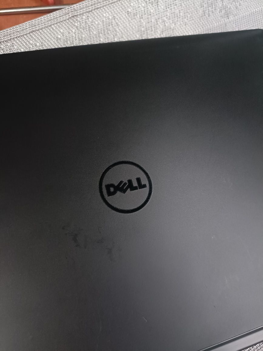 Laptop Dell Latitude, i5-5th, 128 SSD, 8gb ram