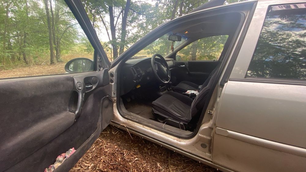 Продам Opel vectra B 1.8