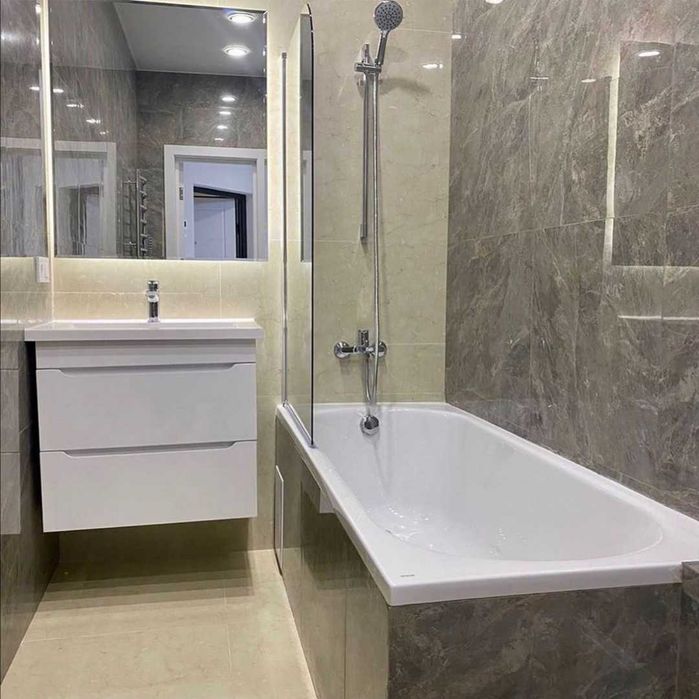 Плиточник. Ремонтні послуги. Ремонт ванної кімнати.