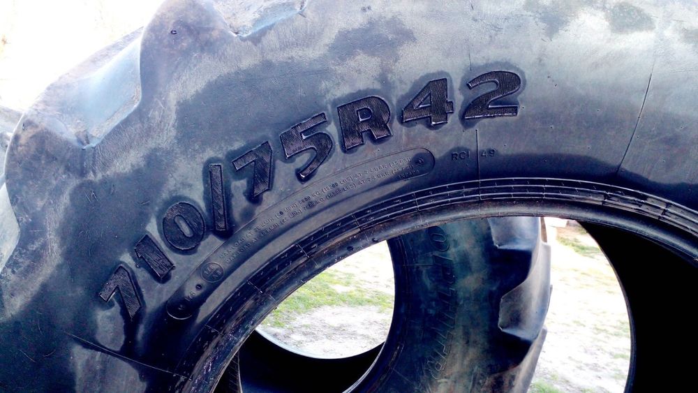 Колеса до трактора Goodyear