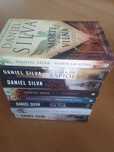 Livros vários de Daniel Silva em óptimo estado