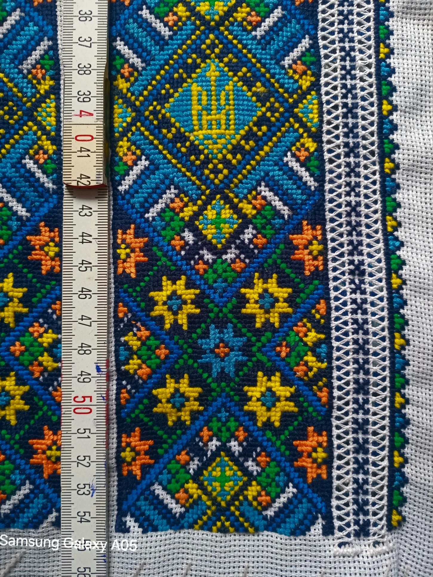 Вставка до чоловічої вишиванки