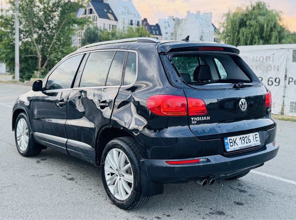 Продам Volkswagen Tiguan 2016 рік 2.0 Бензин після ДТП! На ходу!