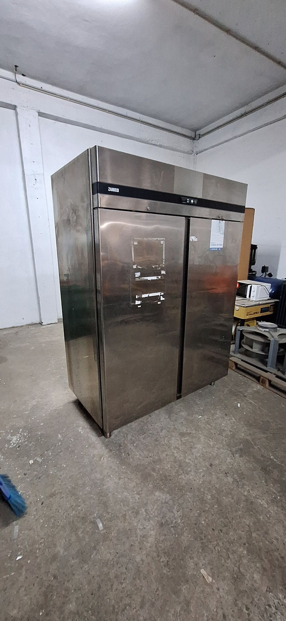 Armário de frio Zanussi 2 portas