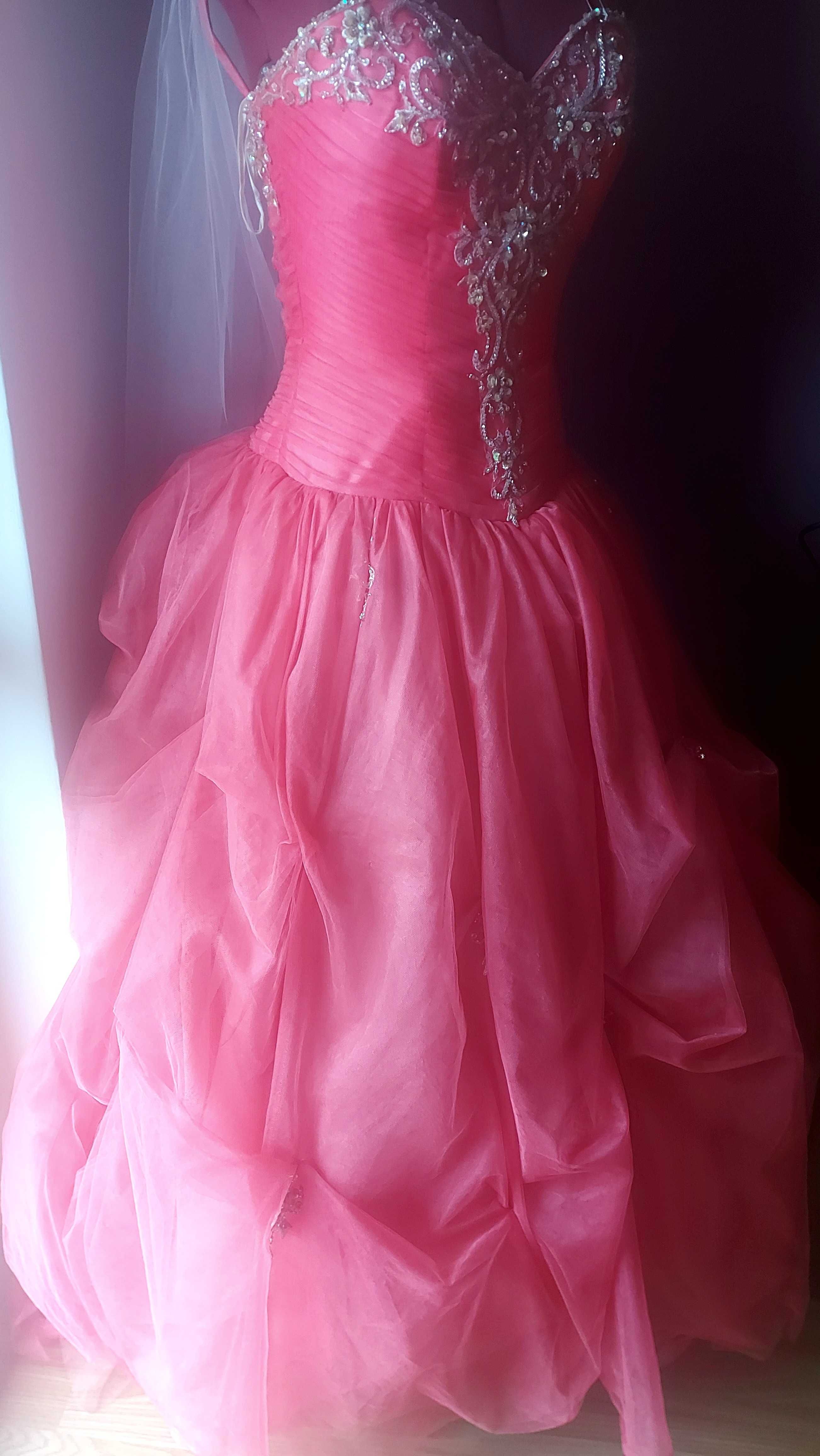 Suknia ślubna różowa księżniczka