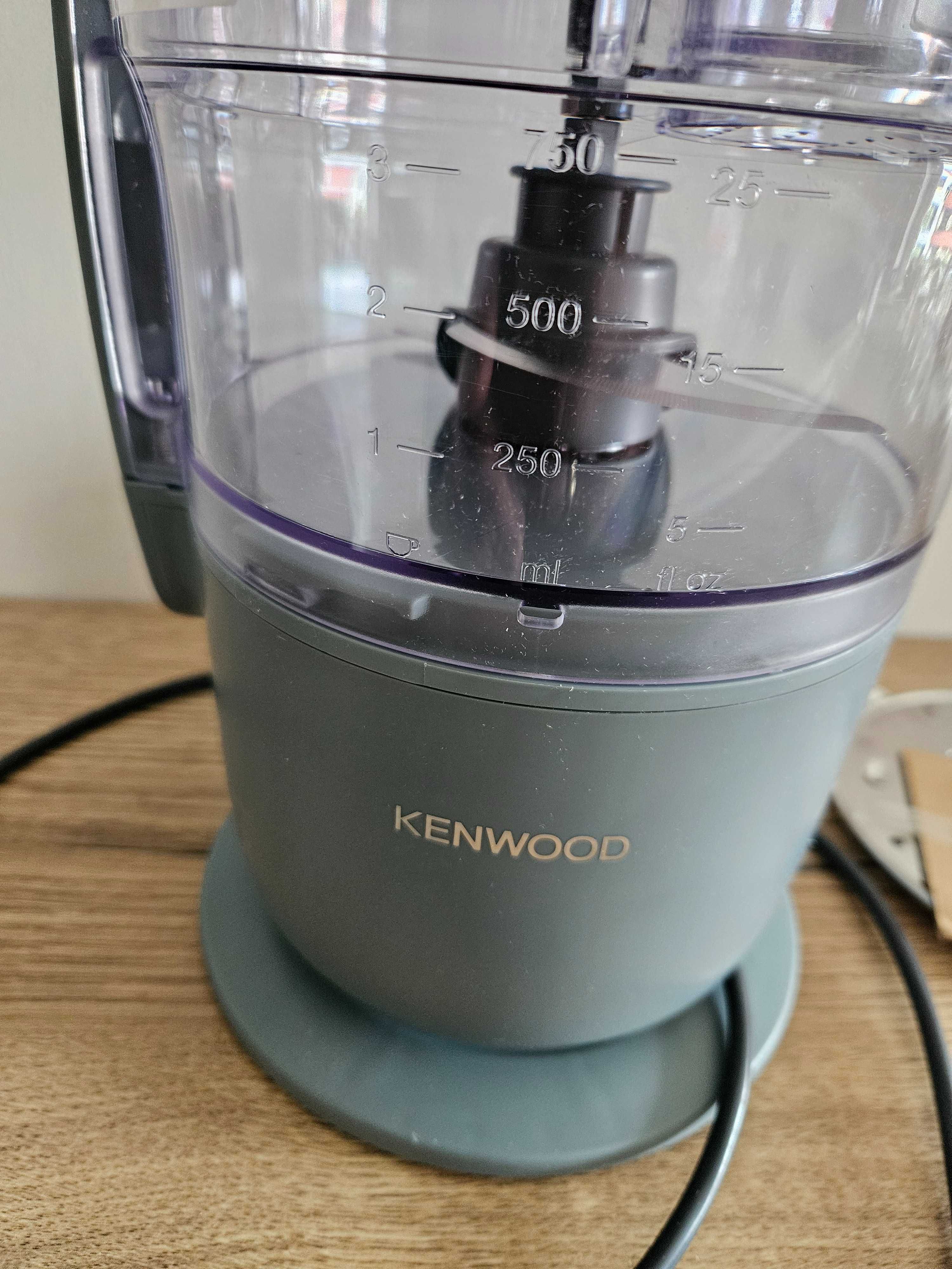 Robot Kuchenny Kenwood FDP301SI 650W MultiPro Siekanie Tarka Ciasta