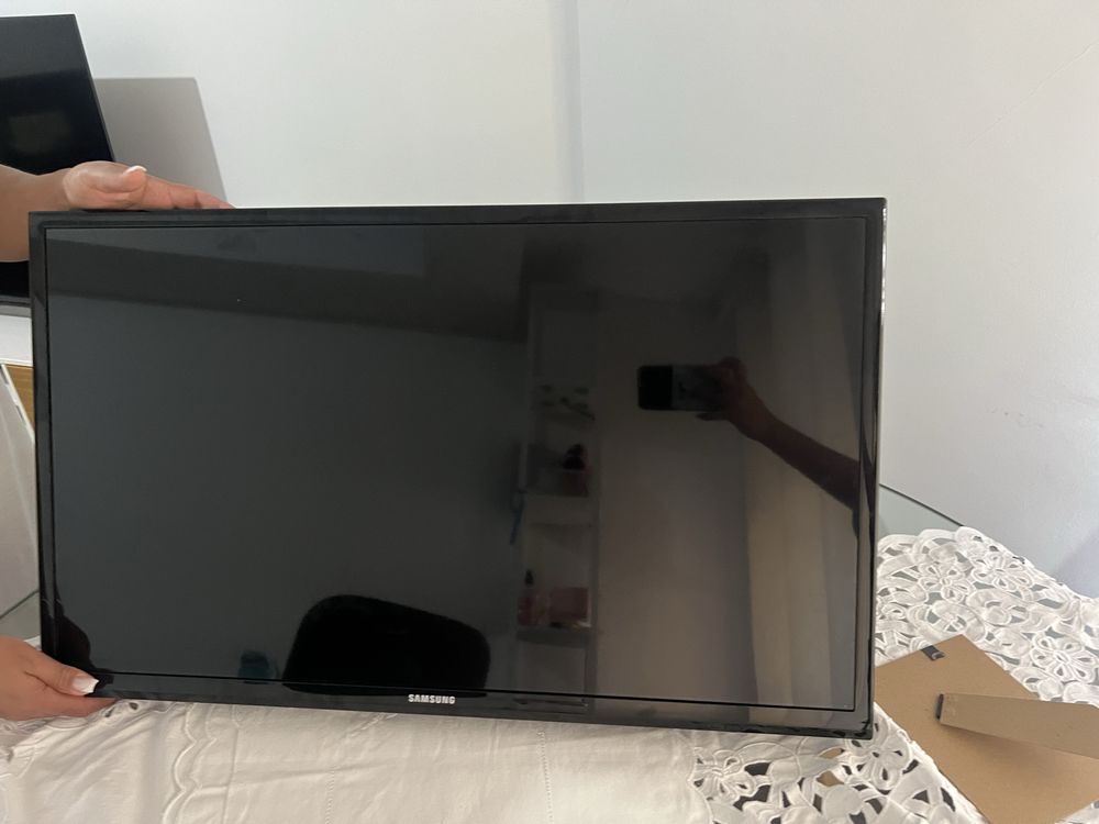 Vendo uma televisao sansug
