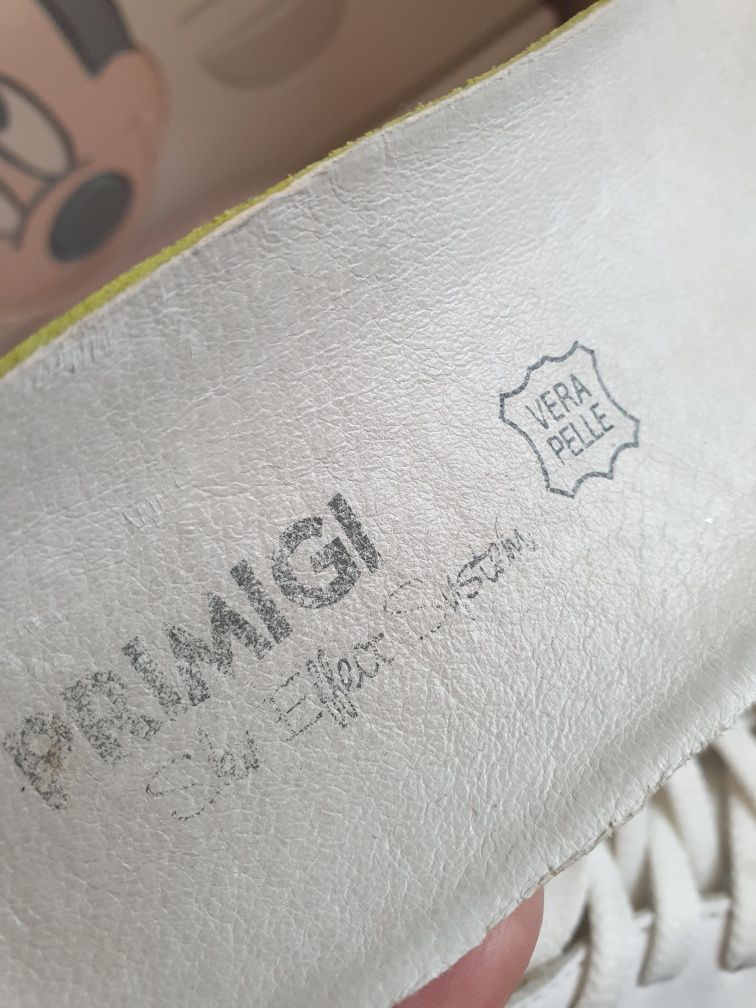 Białe wiązane buty Primigi roz.30