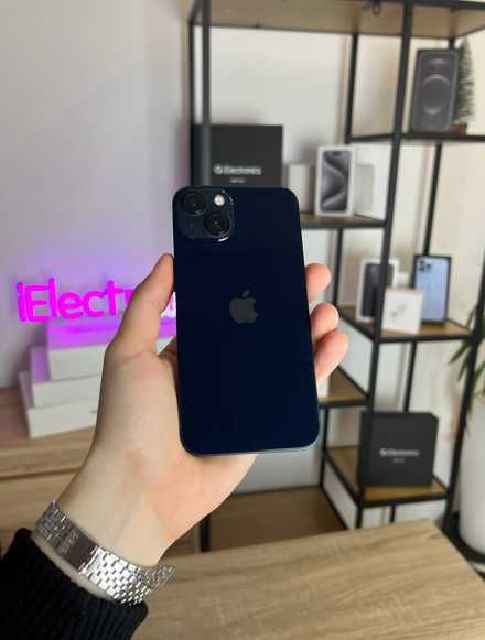 iPhone 13 128 GB та AirPods Pro 2 у подарунок