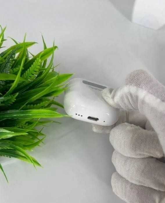 Навушники Нового покоління Airpods 4