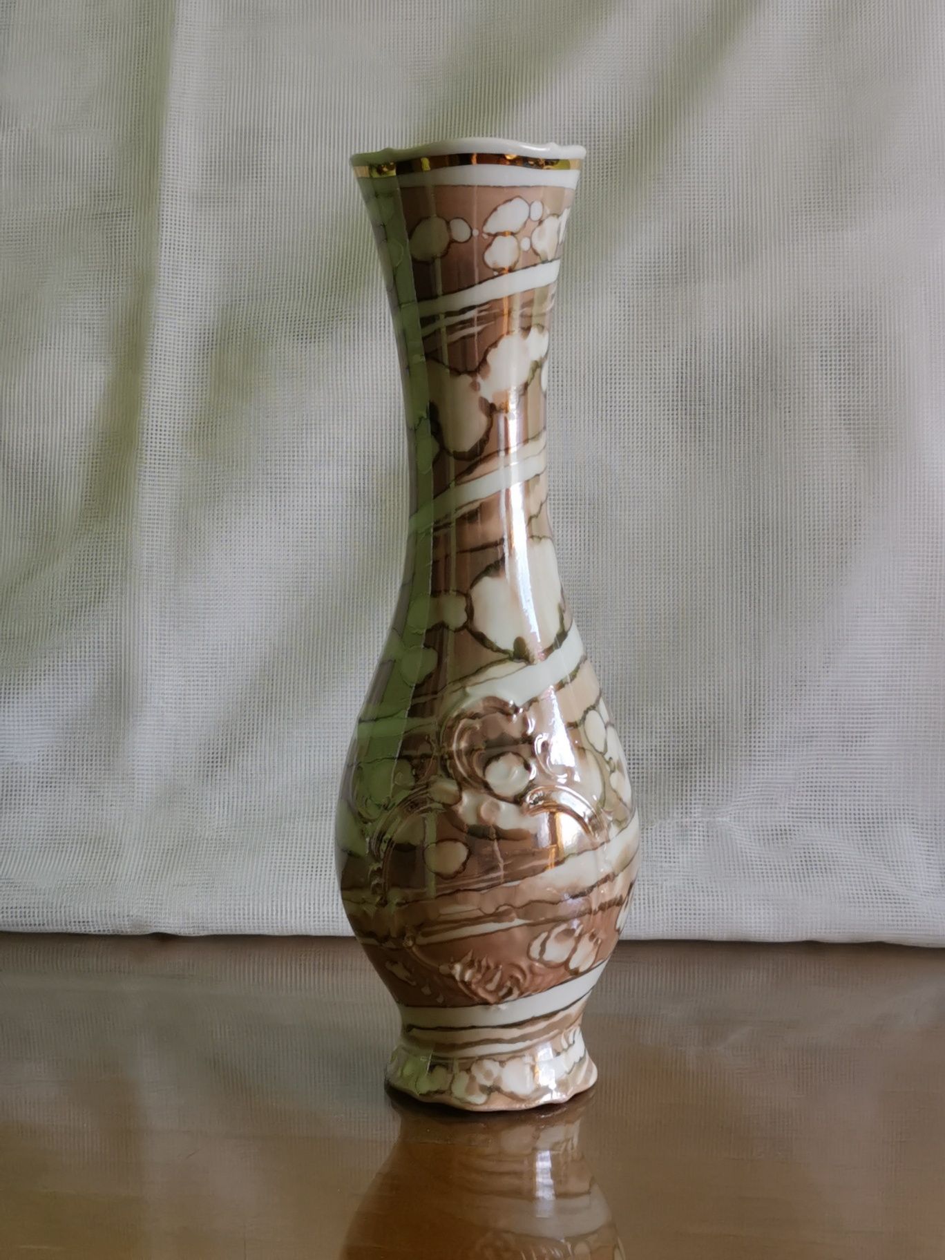 Opalizowany wazon z Zakładu Porcelany Bogucice