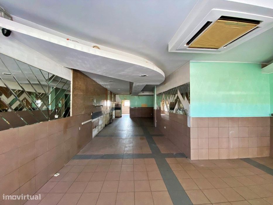 Espaço para restauração em Custió