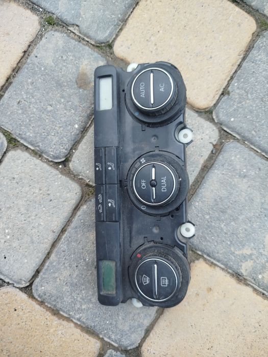 Ппродам передні задні двері passat b6