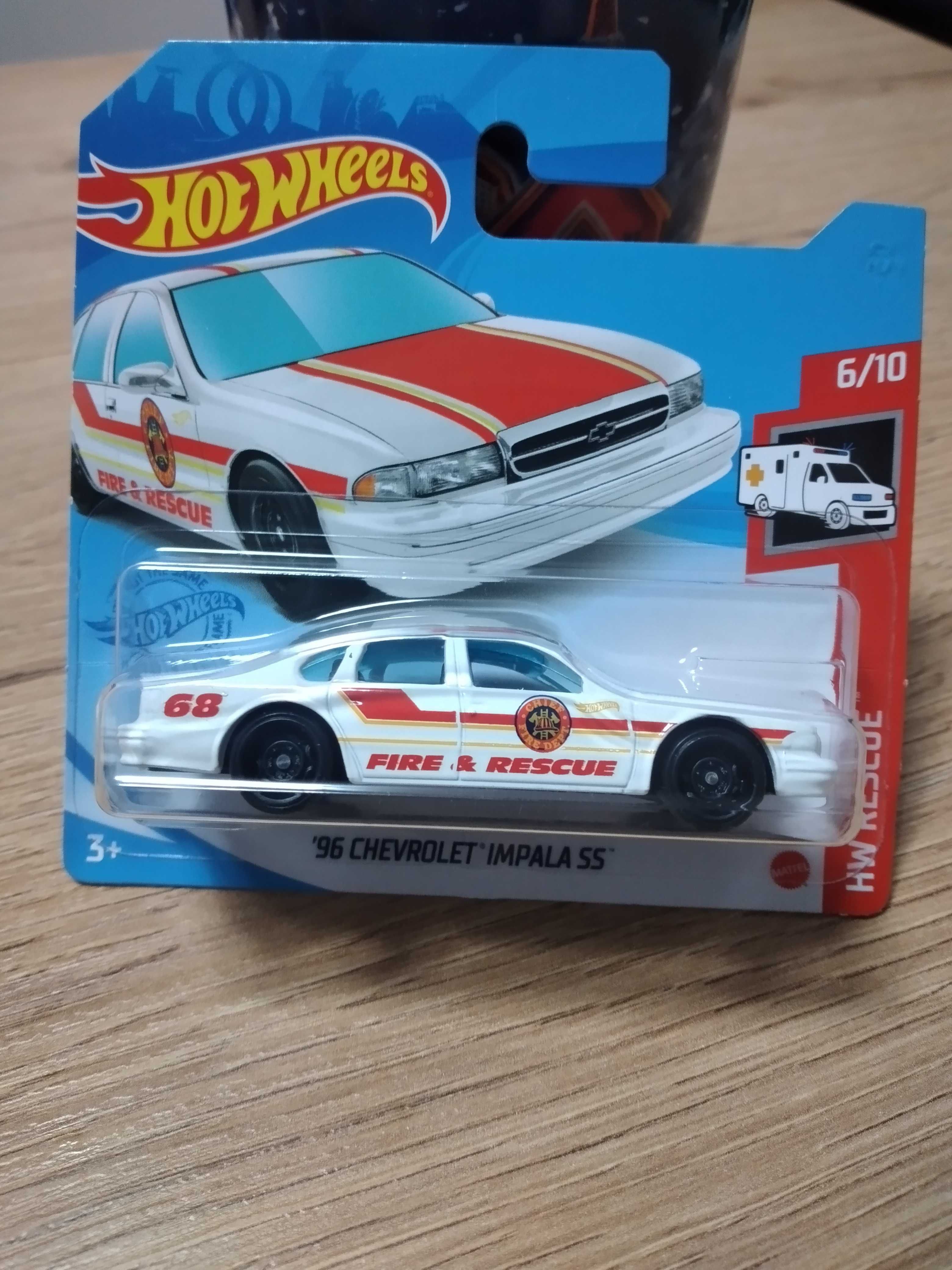 Hot wheels 2 autka chevrolet impala