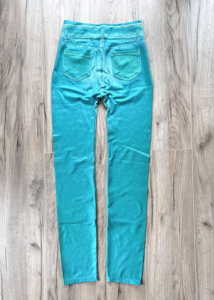 Nowe legginsy skinny Top Secret rozm. 34 / 36