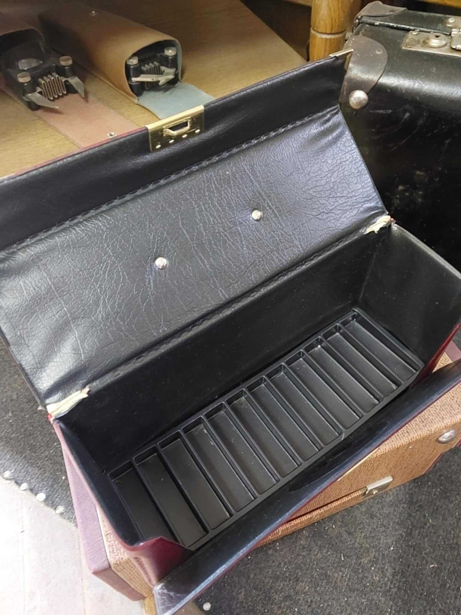 Pojemnik na kasety magnetofonowe VINTAGE