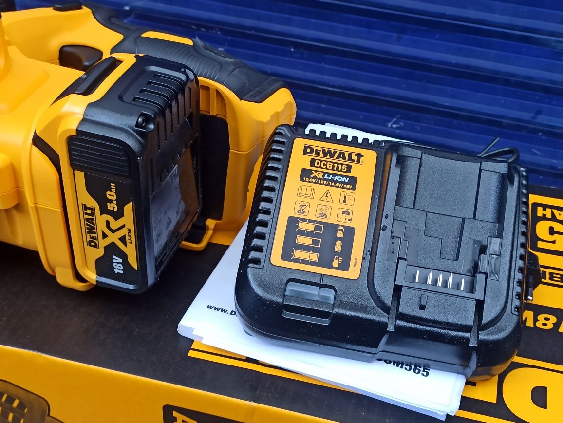 Аккумуляторная пила DeWALT DCM565P1+ЗУ+Аккум 18v/5Ah ДеВольт