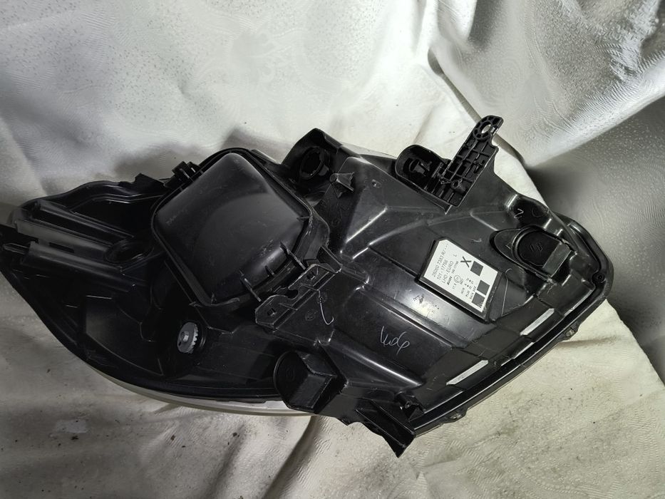 Lampa lewa Renault Kangoo III 3 Lift Europa reflektor przedni