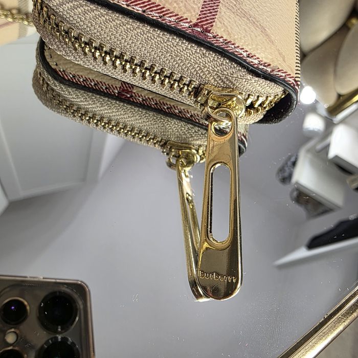Komplet zestaw  BURBERRY torebka  beżowa portfel zawieszka