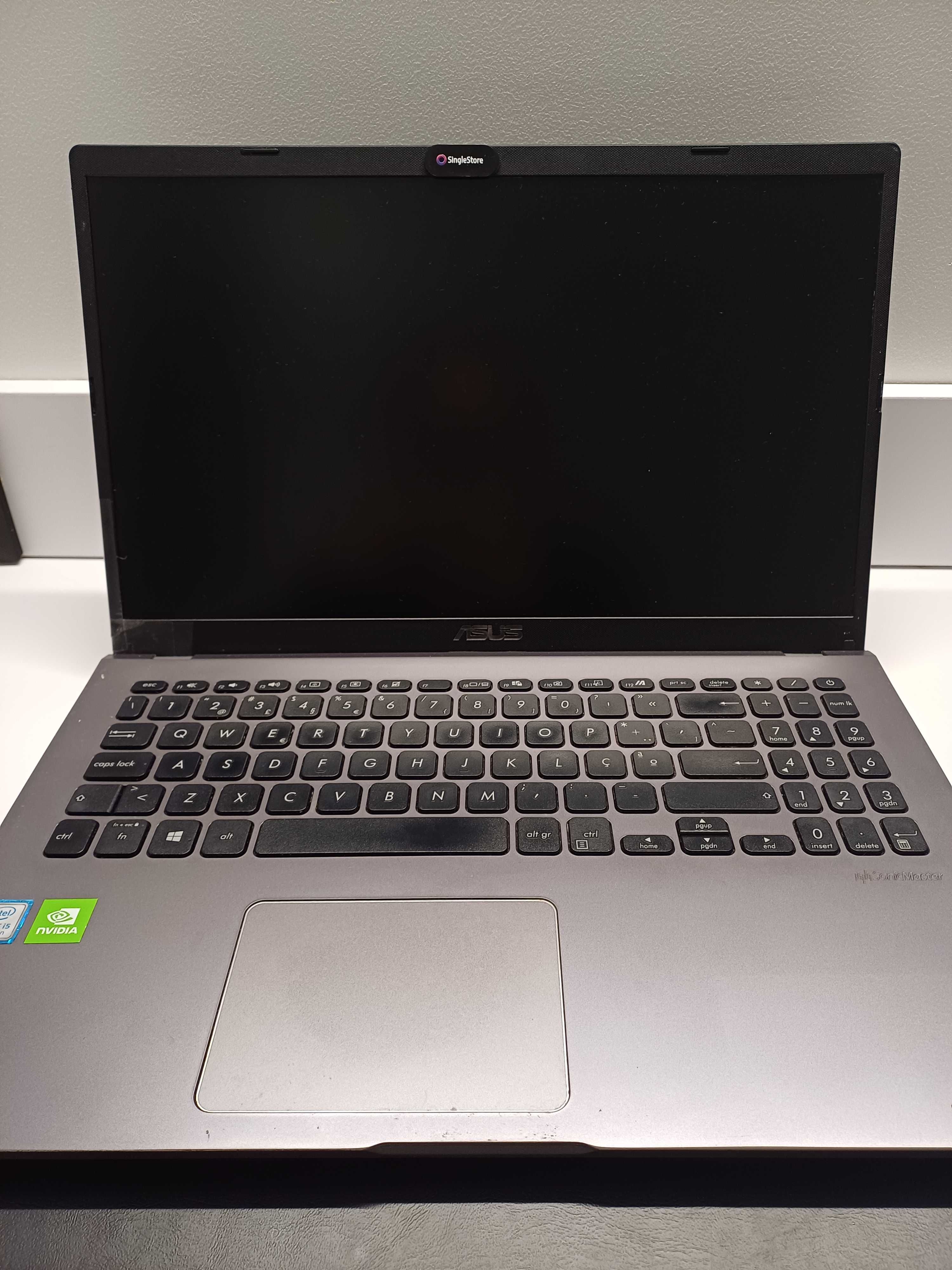 Portátil Asus F509F [Computador Funcional, Ecrã com Risco]