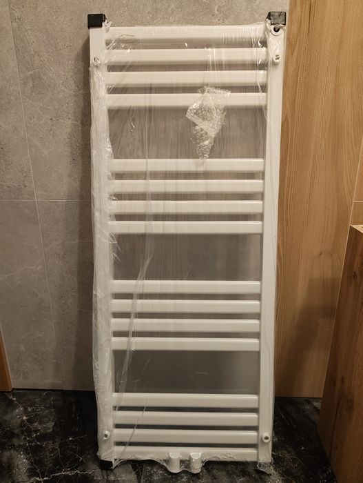 Grzejnik łazienkowy Neso NS-1005x400-D50-W biały