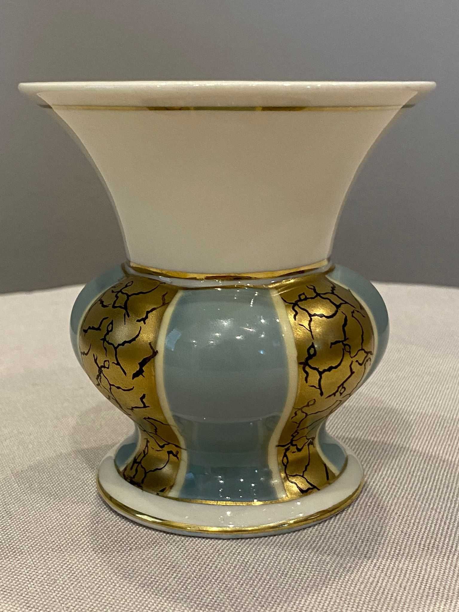Wazon art-deco, porcelana R.S. Tillowitz (d. Prussia).