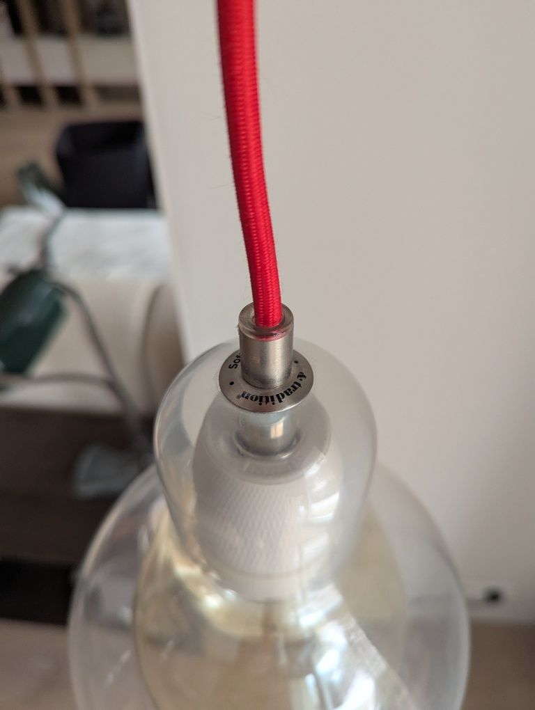 Lampa wisząca &Tradition Mega Bulb, nowoczesne wnętrze