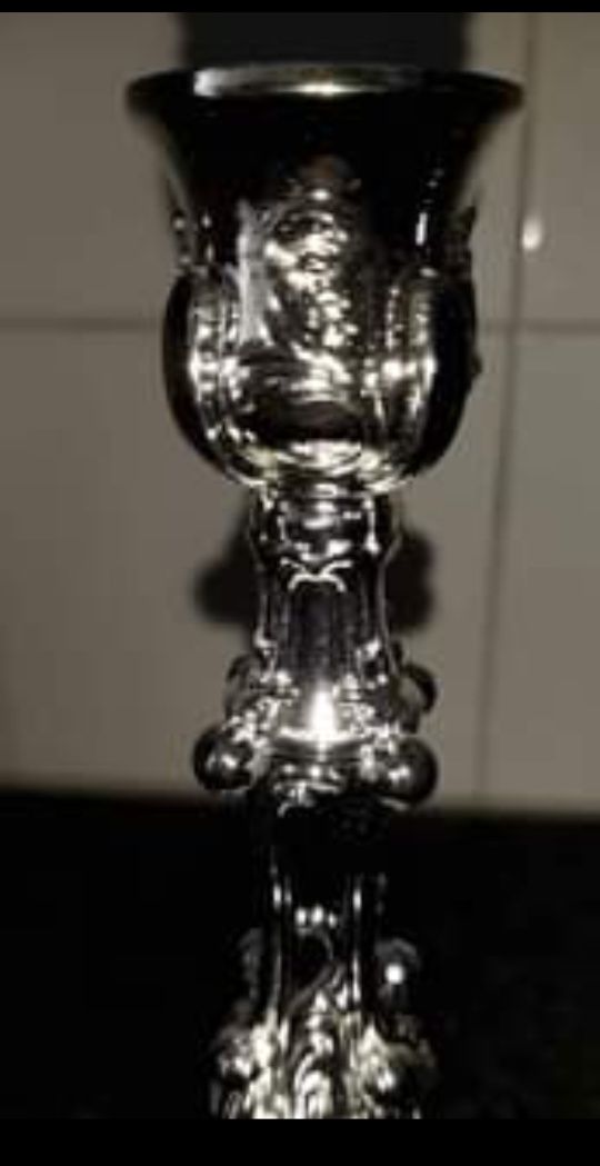 Castiçal Vintage prateado 17 cm como novo