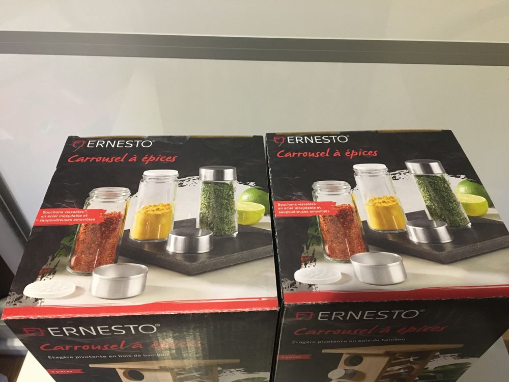 Stojak 8 szt na przyprawy obrotowy Ernesto bambusowy