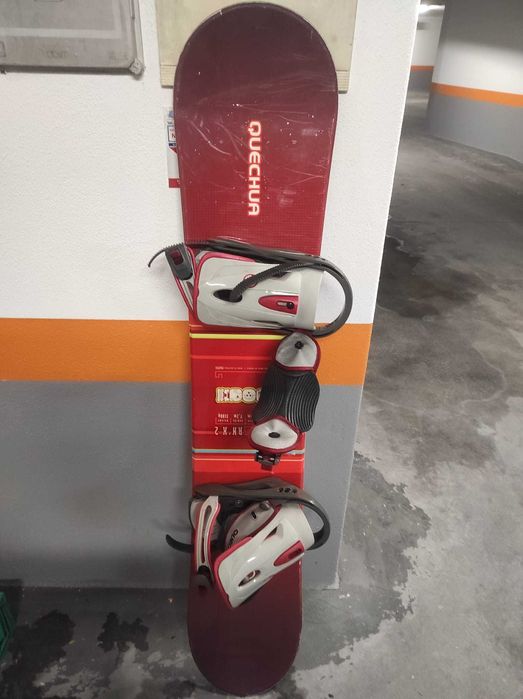 Duas Pranchas de snowboard neve