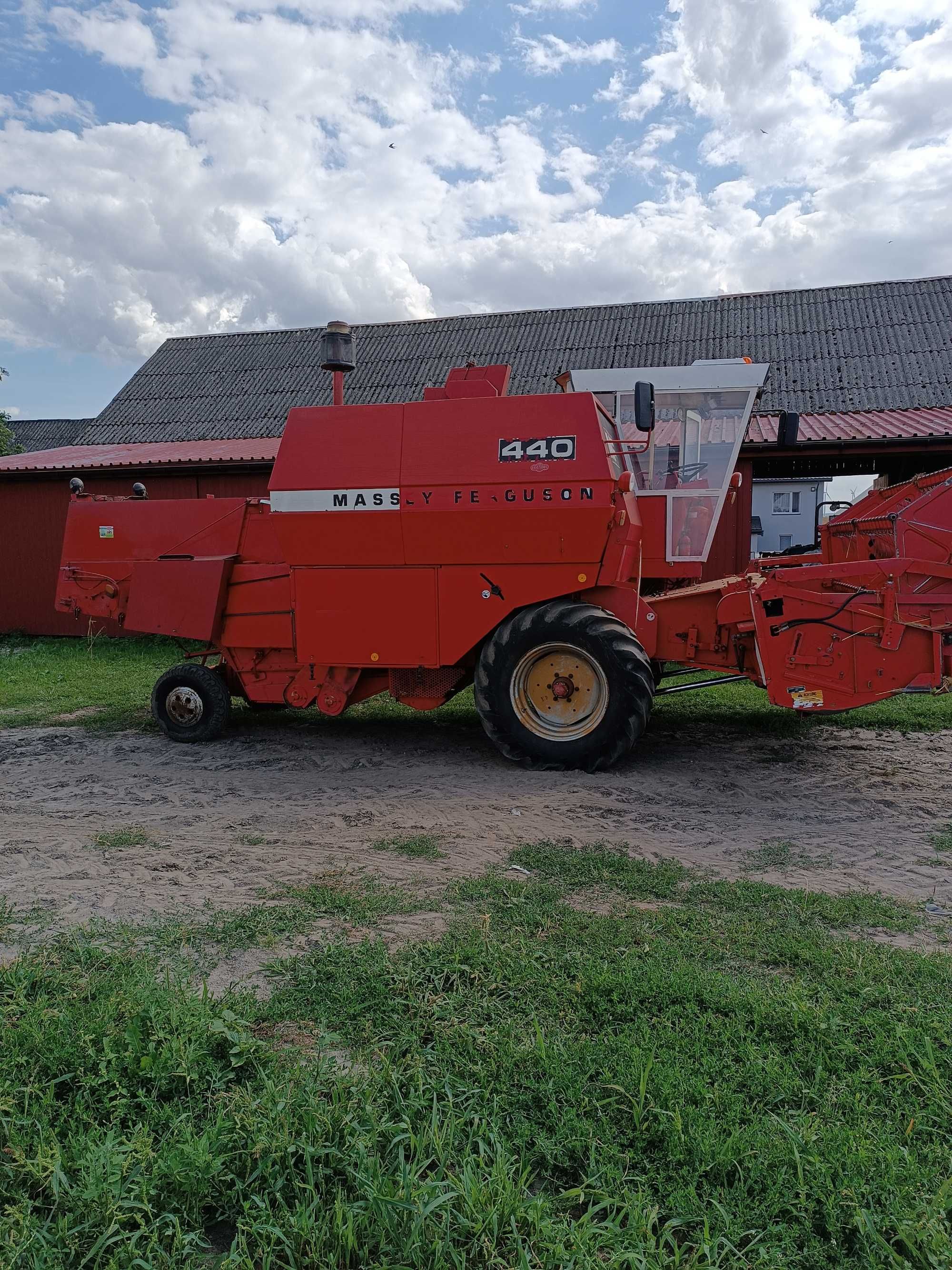 Massey Ferguson 440